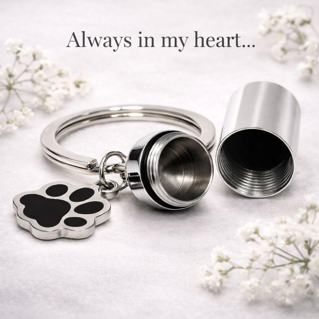 Pawprint Close to Me Keyring